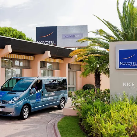 Novotel Aeroport Cap 3000 4* Saint-Laurent-du-Var