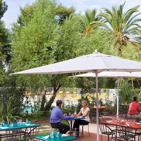 Hotel Novotel Aeroport Cap 3000