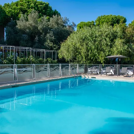 Hotel Novotel Aeroport Cap 3000